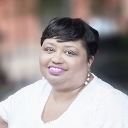 Photo of Arleathia (Lisa)  Allen