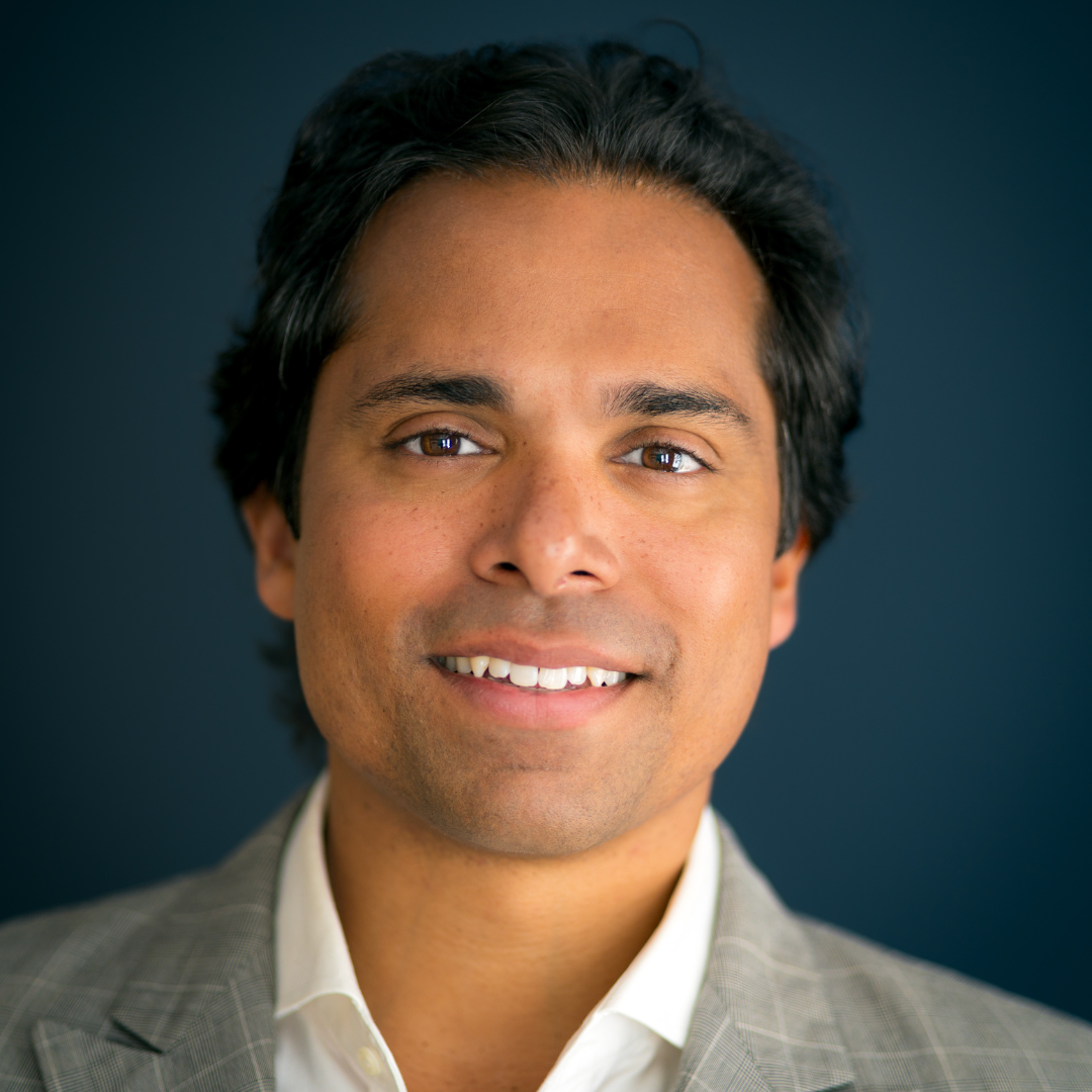 Photo of Thomas Naveen